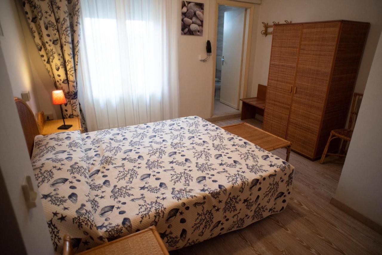 Hotel Umberto 로솔리나 마레 외부 사진