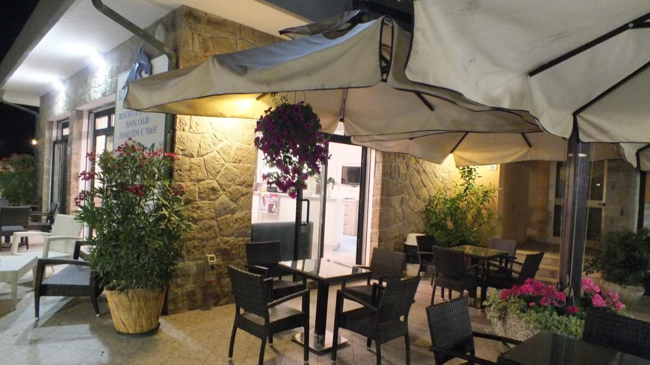 Hotel Umberto 로솔리나 마레 외부 사진